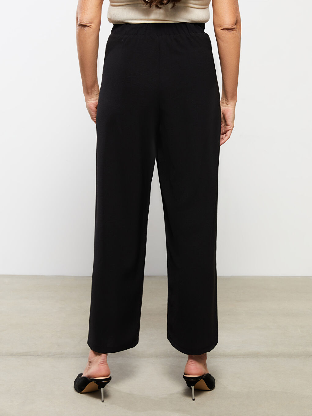 Elastic Waist Comfortable Fit Pocket Detailed Women's Trousers-5