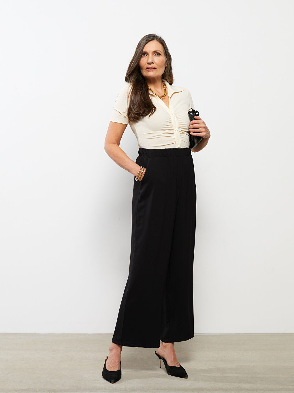 Elastic Waist Comfortable Fit Pocket Detailed Women's Trousers