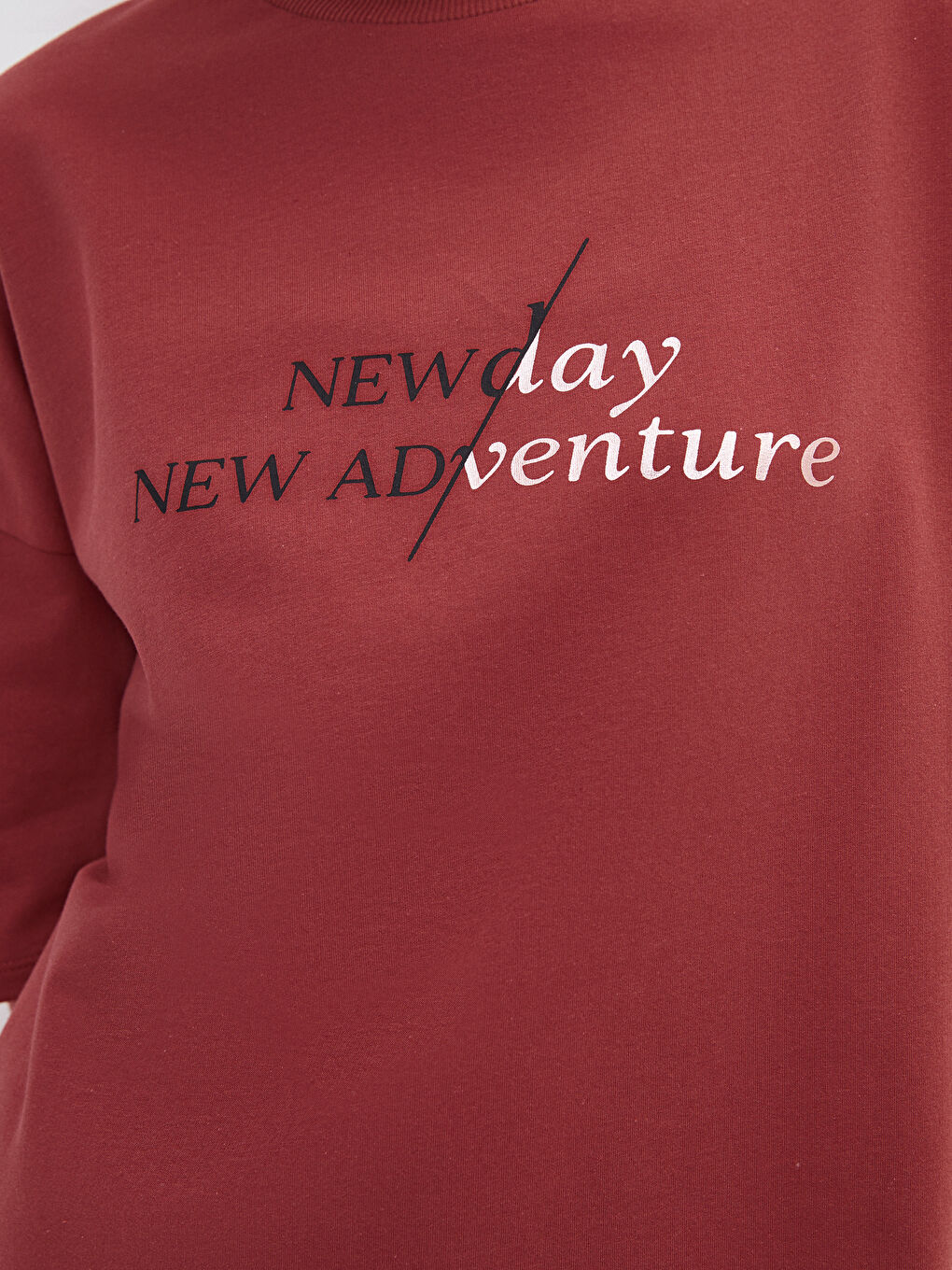 Kırmızı Dik Yaka Baskılı Uzun Kollu Oversize Kadın Sweatshirt Tunik-2