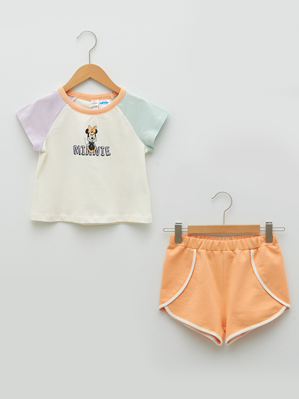 Crew Neck Short Sleeve Minnie Mouse Printed Cotton Baby Girl T-shirt And Shorts 2-piece Set