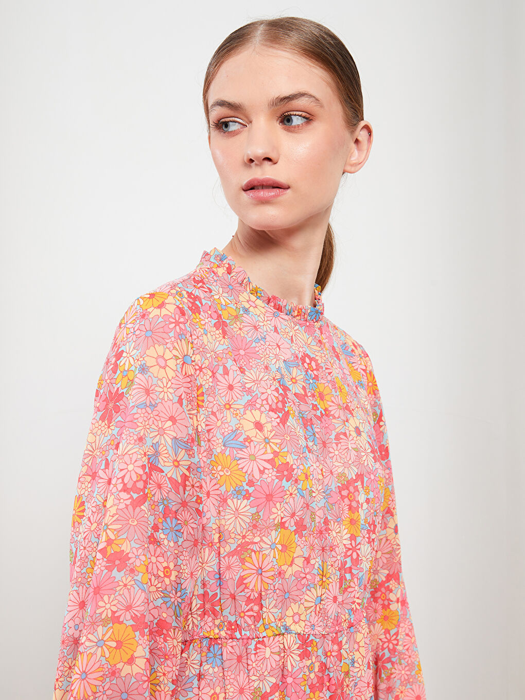 Mavi Fırfırlı Dik Yaka Çiçekli Uzun Kollu Kadın Şifon Elbise-2