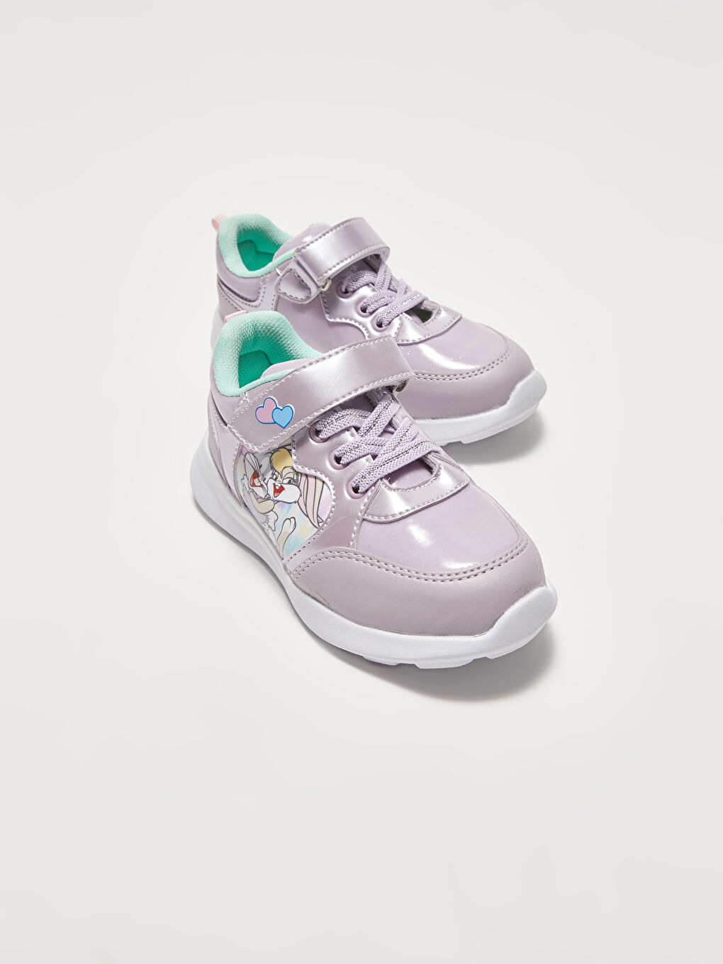 LCW STEPS Bugs Bunny Licensed Lace-Up and Velcro Girls' Sneakers -S2EE84Z4-G0W