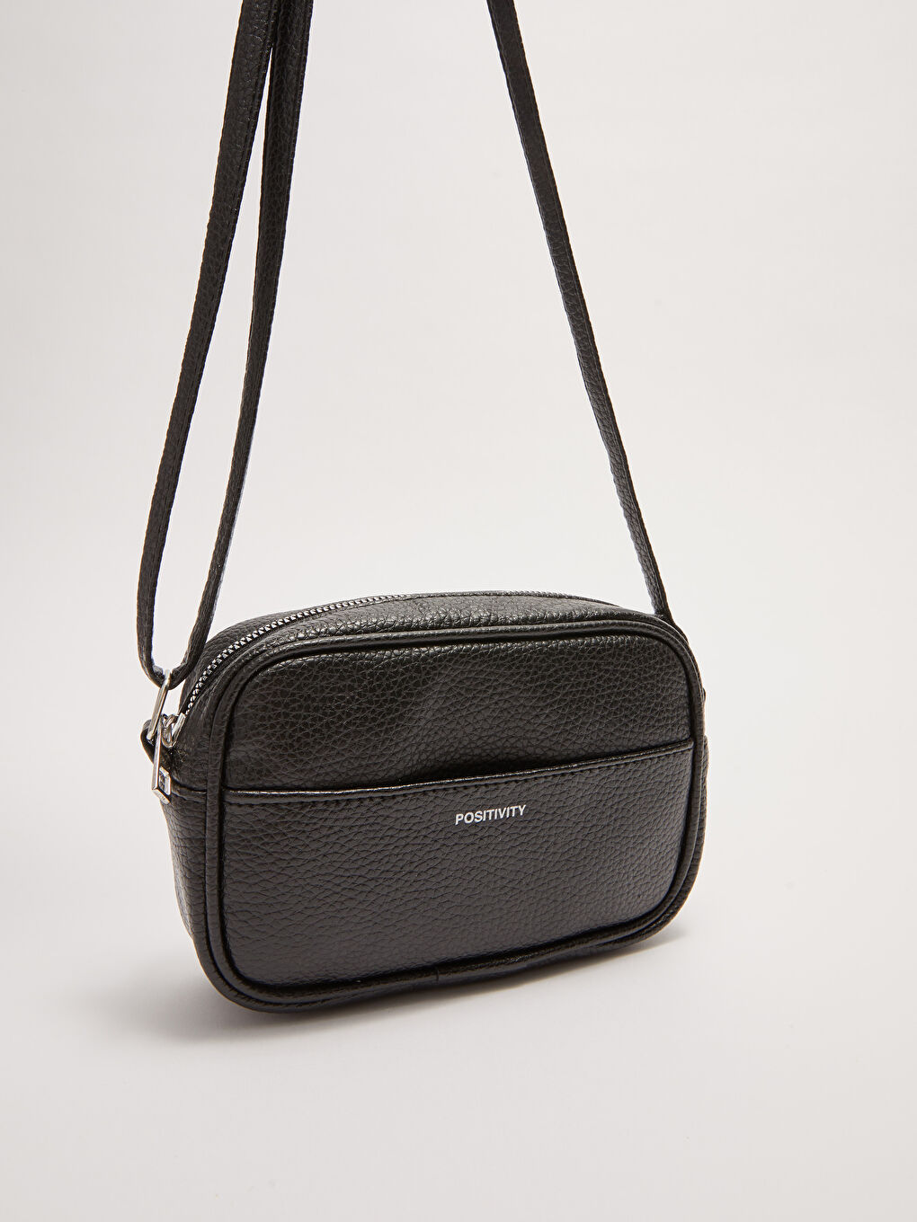 Deri Görünümlü Kadın Çapraz Çanta-4