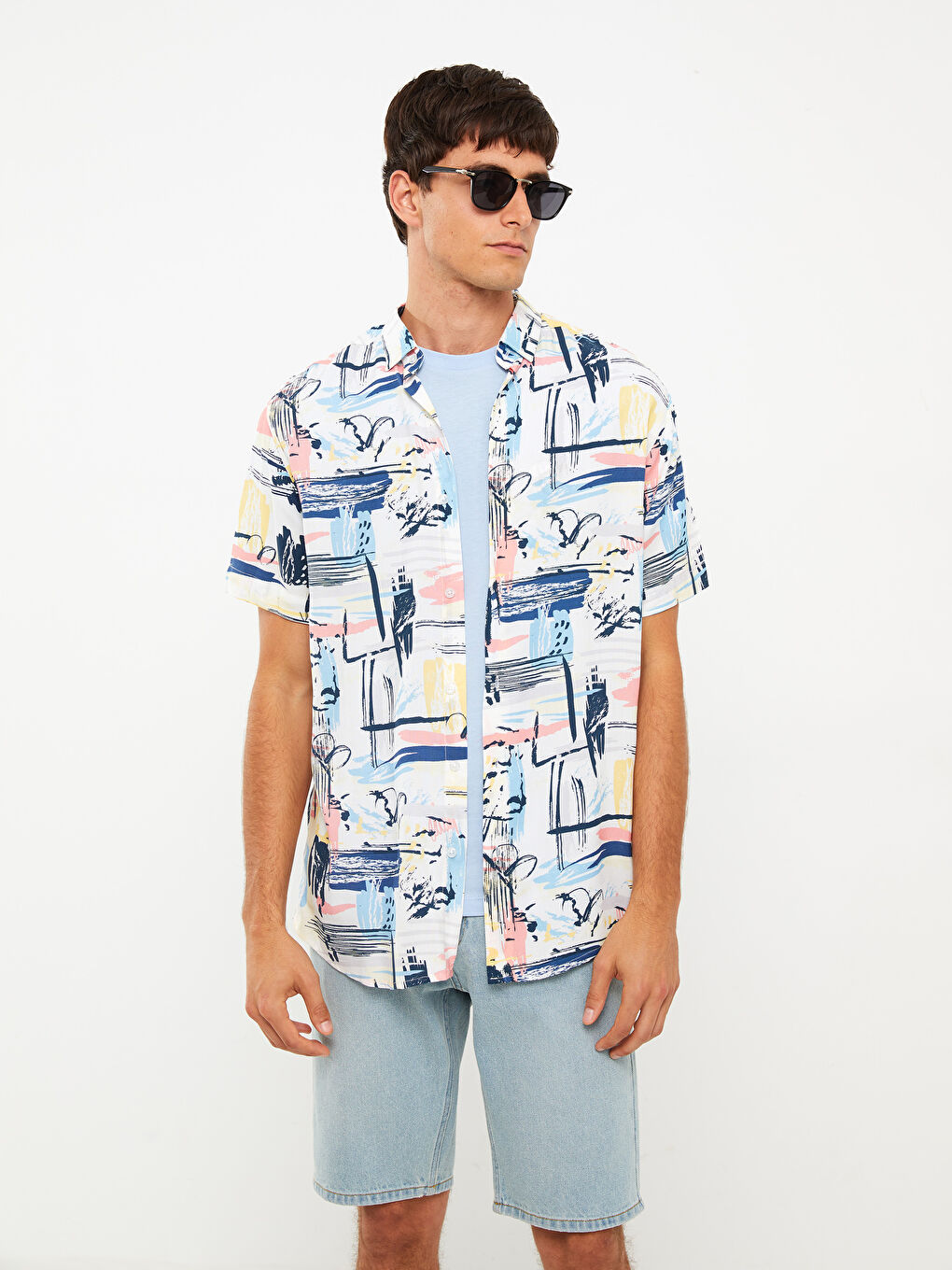 Beyaz Regular Fit Kısa Kollu Desenli Poplin Erkek Gömlek-1