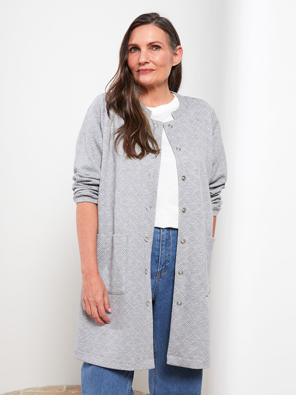 Gri Bisiklet Yaka Desenli Uzun Kollu Kadın Hırka-2