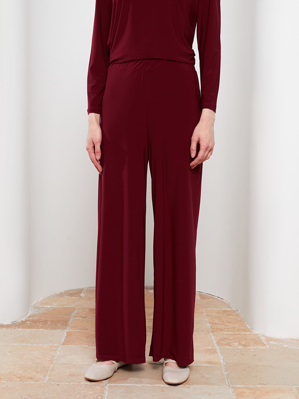 Bordo Beli Lastikli Düz Geniş Paça Kadın Eşofman Altı-3