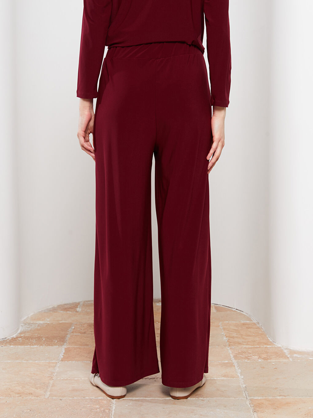 Bordo Beli Lastikli Düz Geniş Paça Kadın Eşofman Altı-4