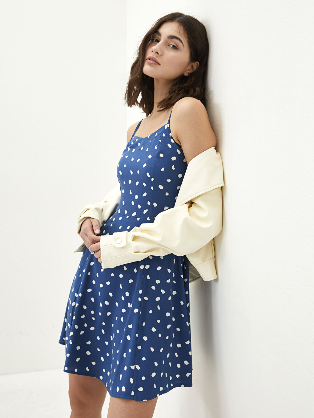 Robe à motifs en viscose pour Femmes avec encolure cœur et fines bretelles