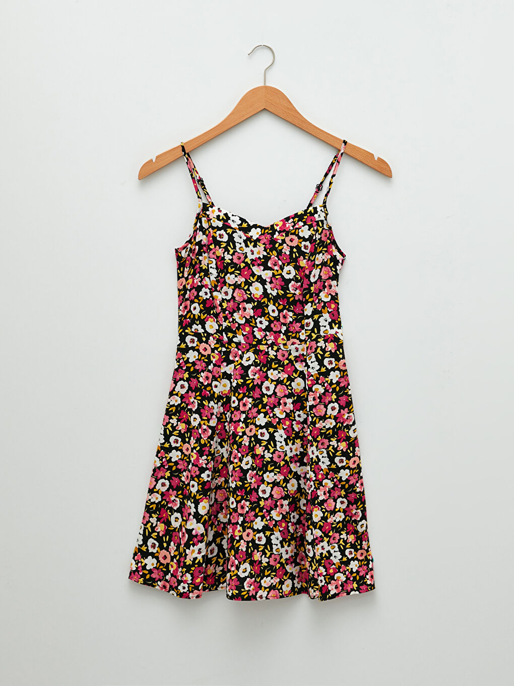 Sarı V Yaka Çiçekli Askılı Poplin Kadın Elbise-5