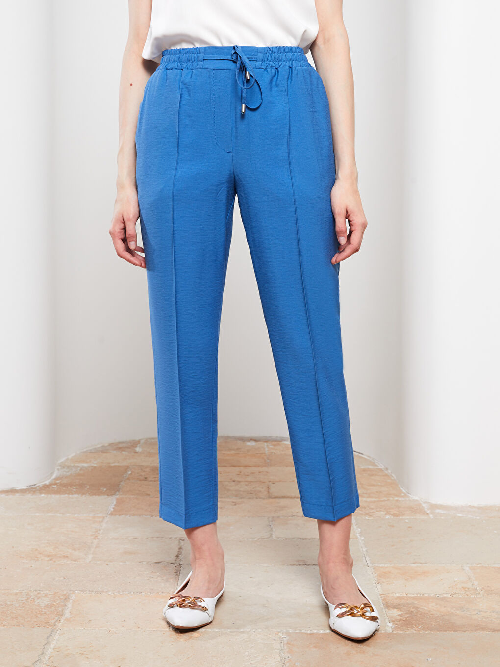 Elastic Waist Comfortable Fit Pocket Detailed Women's Trousers-3