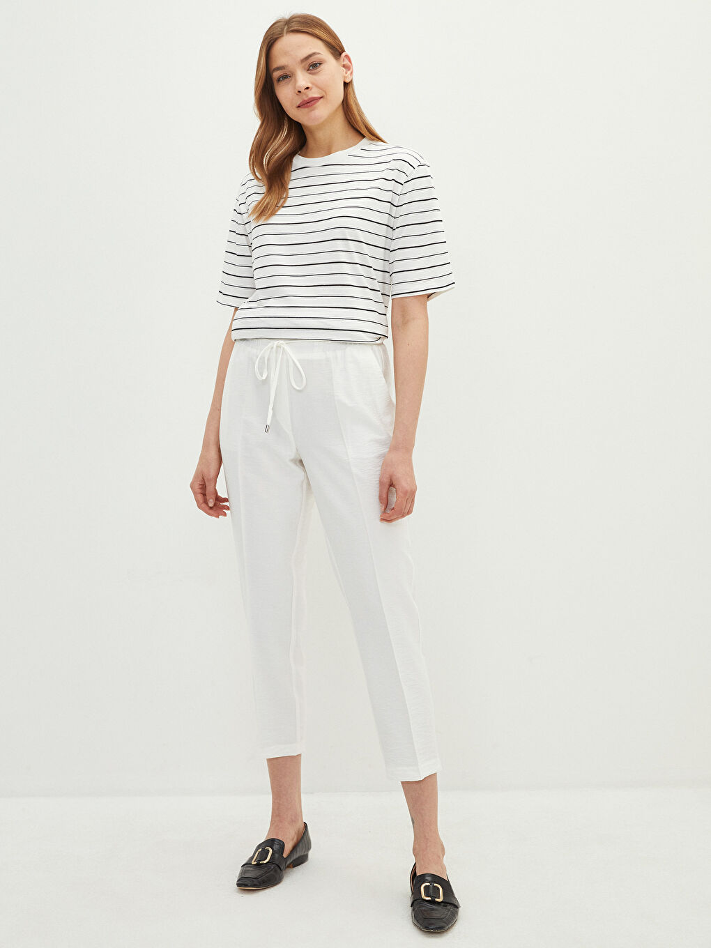 Ekru Beli Lastikli Rahat Kalıp Düz Cep Detaylı Kadın Harem Pantolon-1