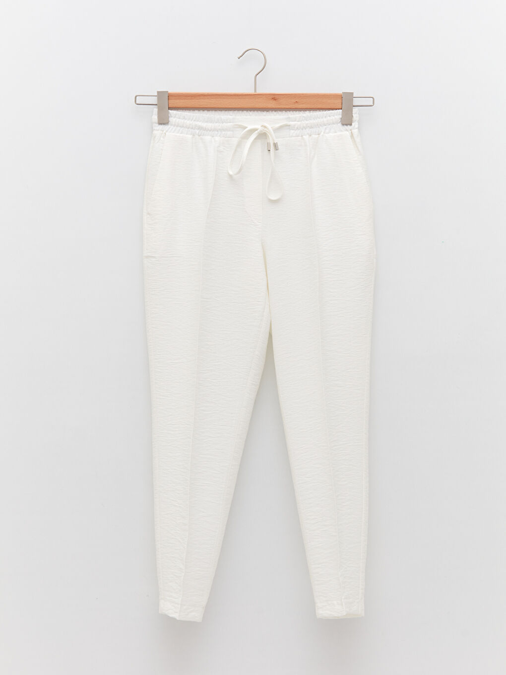 Ekru Beli Lastikli Rahat Kalıp Düz Cep Detaylı Kadın Harem Pantolon-4