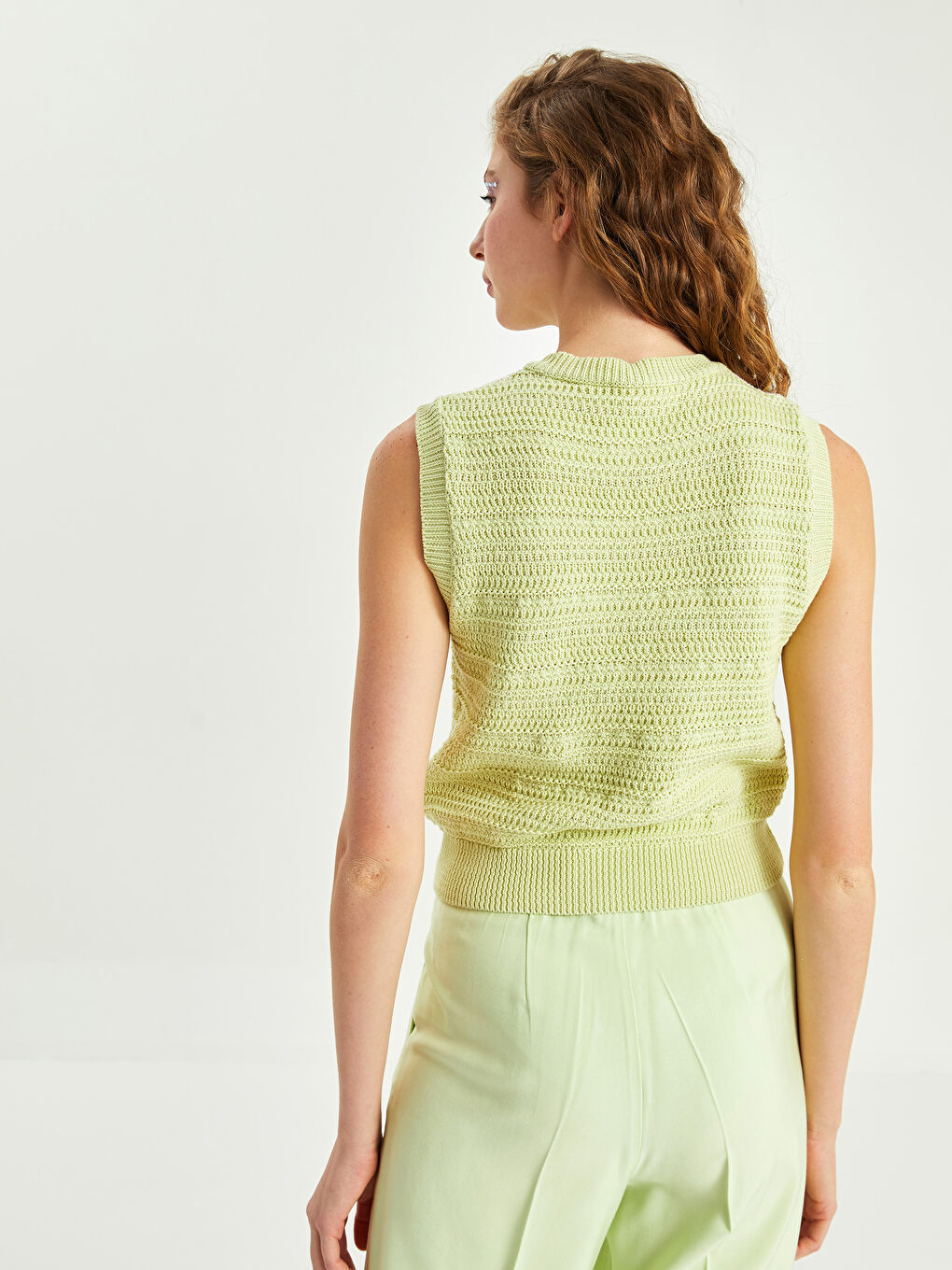 Yeşil Bisiklet Yaka Nakışlı Kadın Triko Süveter-5