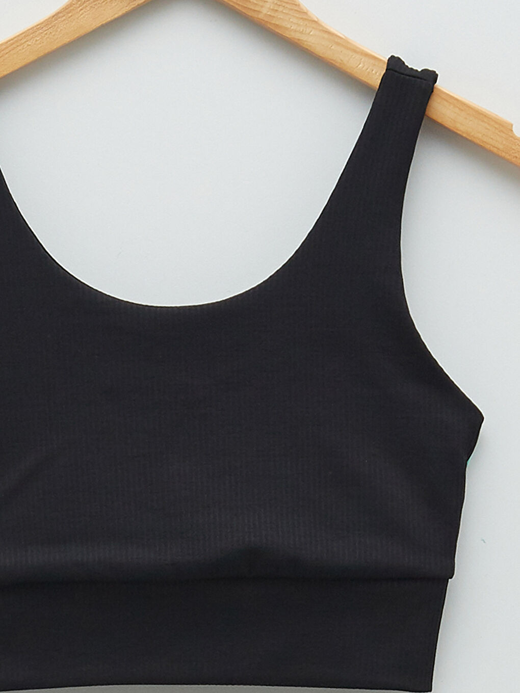 Siyah Düz U Yaka Kadın Spor Büstiyer-7