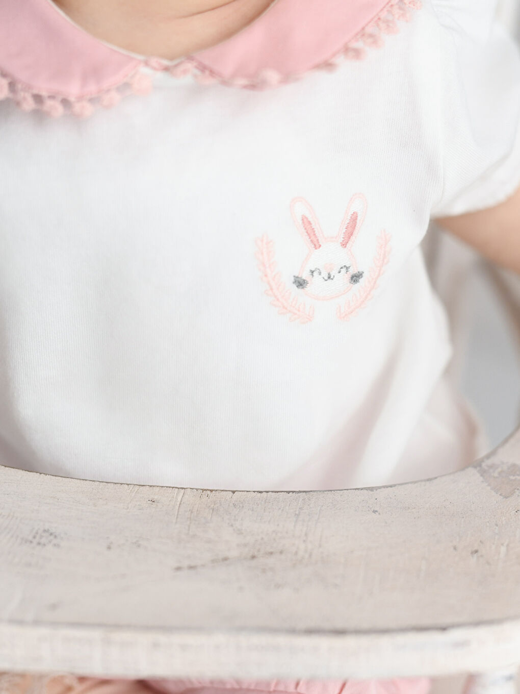 Ekru Bebe Yaka Kısa Kollu Baskılı Pamuklu Kız Bebek Tişört ve Şort 2'li Takım-2