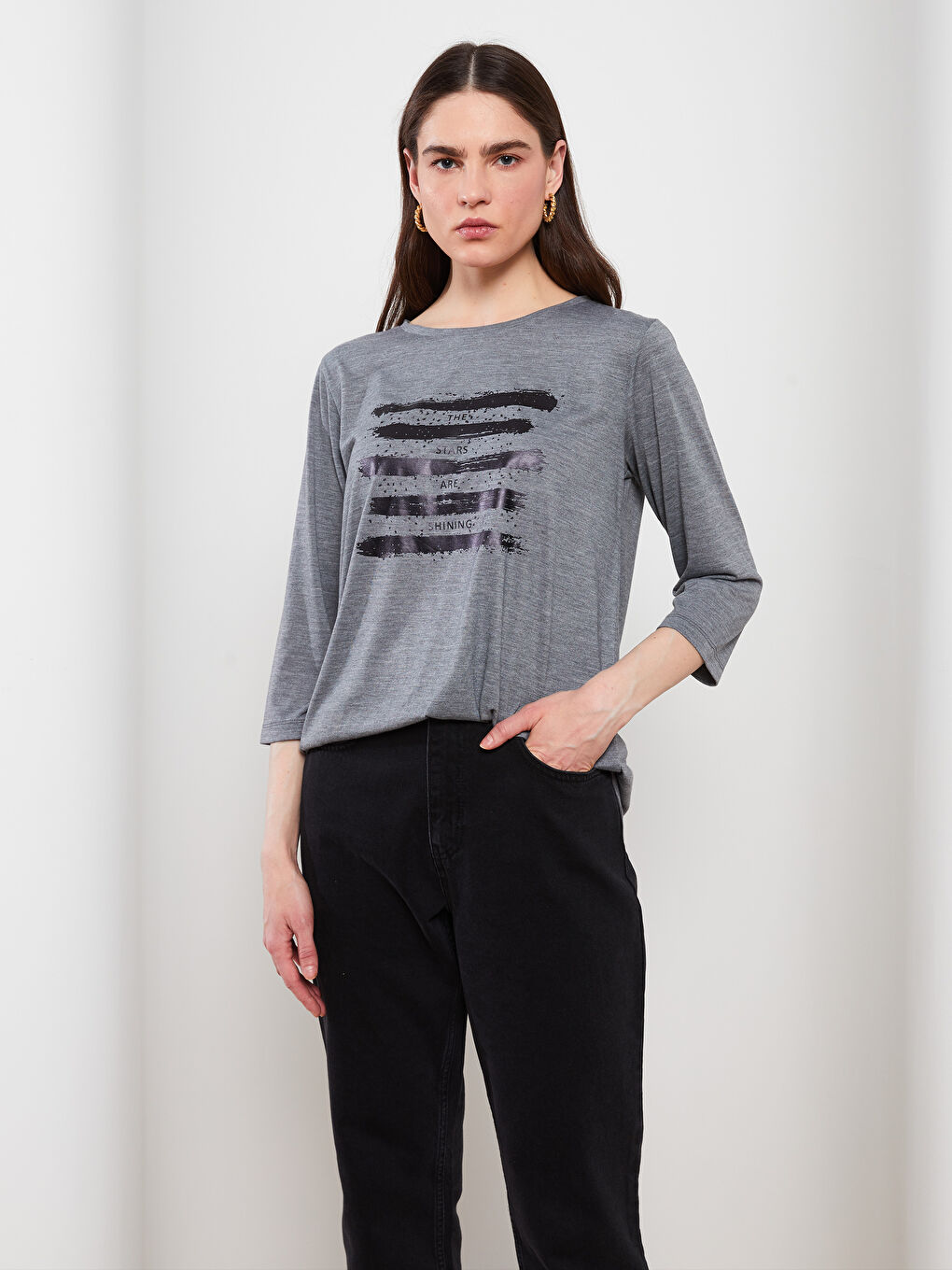LCWAIKIKI Classic Тениска с кръгло деколте и принт за жени -S2EH34Z8-LAL
