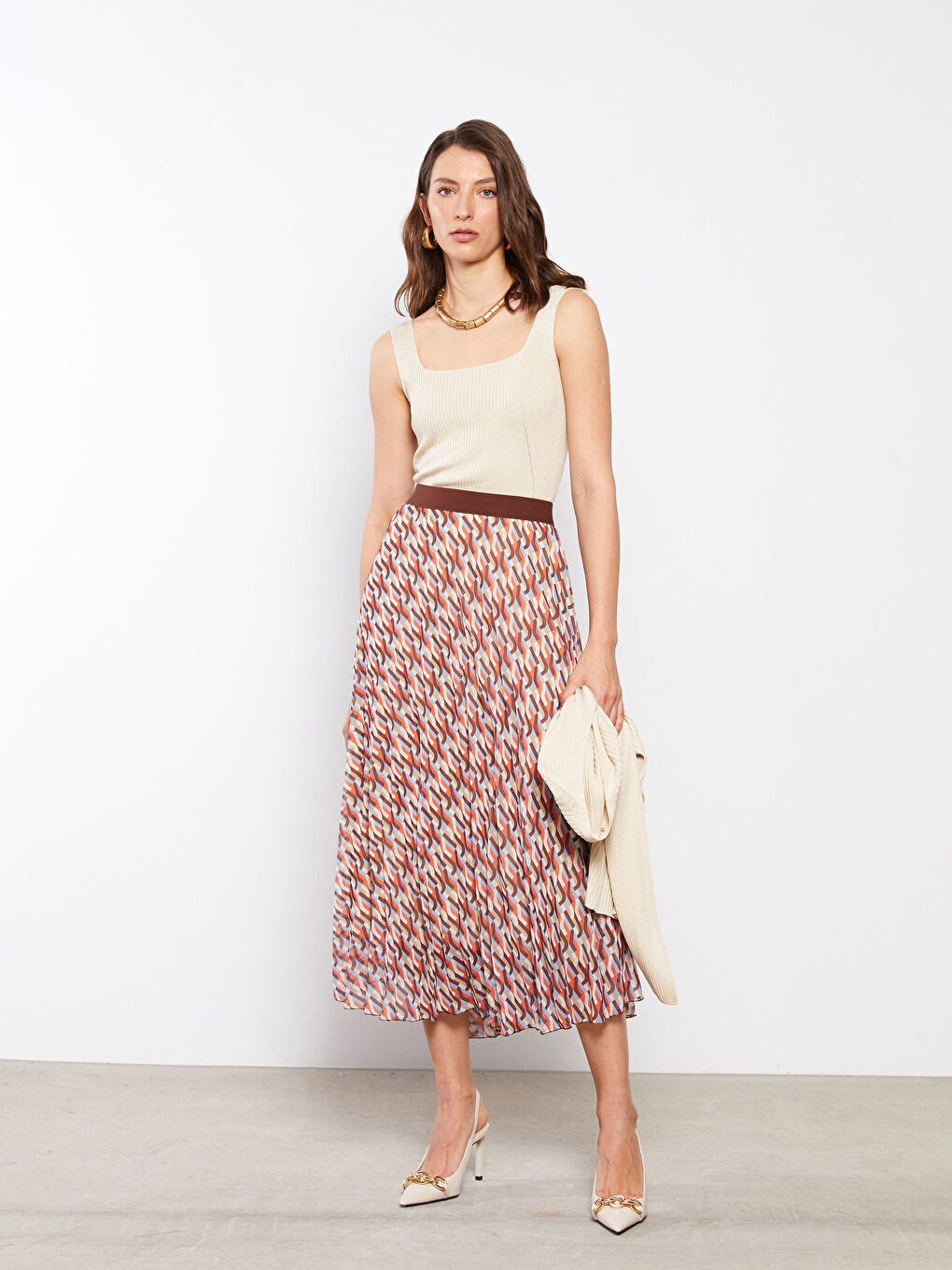 Ekru U Yaka Kendinden Desenli Kadın Triko Kazak-2