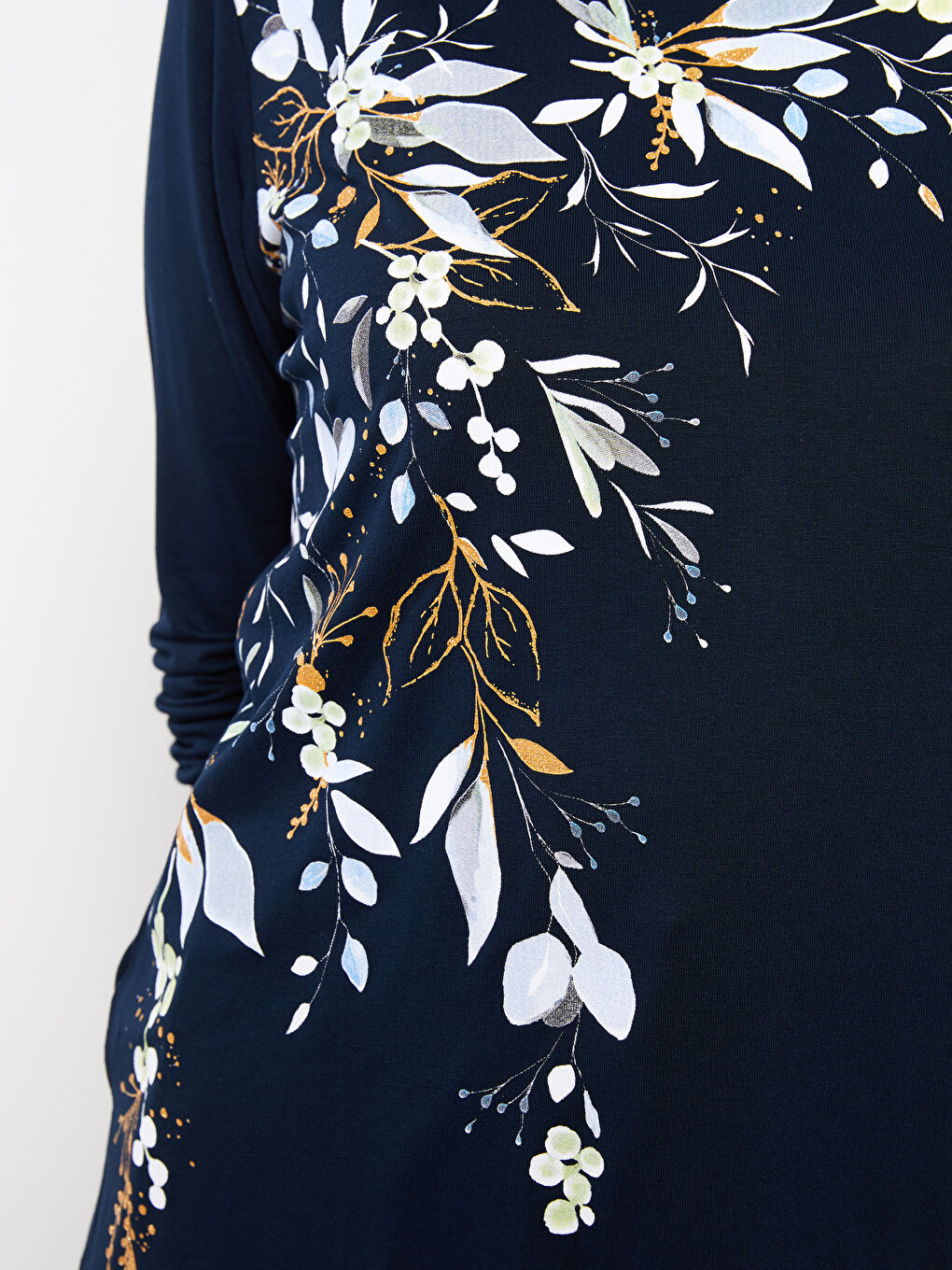 Lacivert Bisiklet Yaka Baskılı Uzun Kollu Kadın Tişört-4