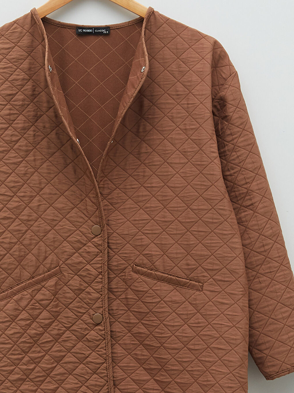 Palton pentru Femei cu Guler Rotund, Model Matlasat, Mânecă Lungă-8