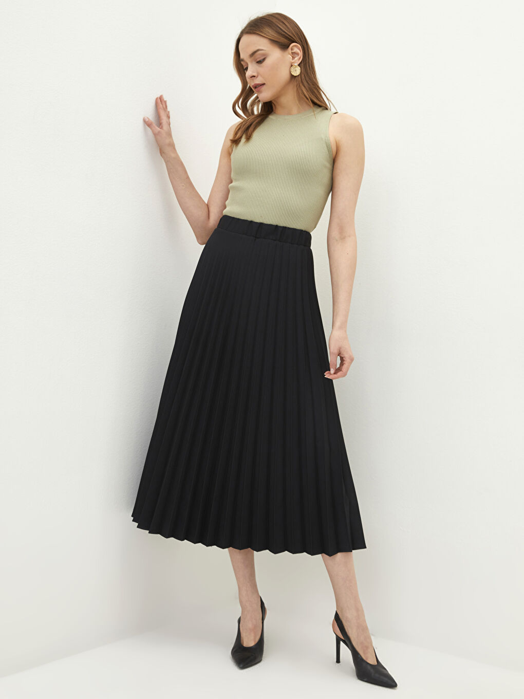 Siyah Kadın Beli Lastikli Düz Pileli Etek