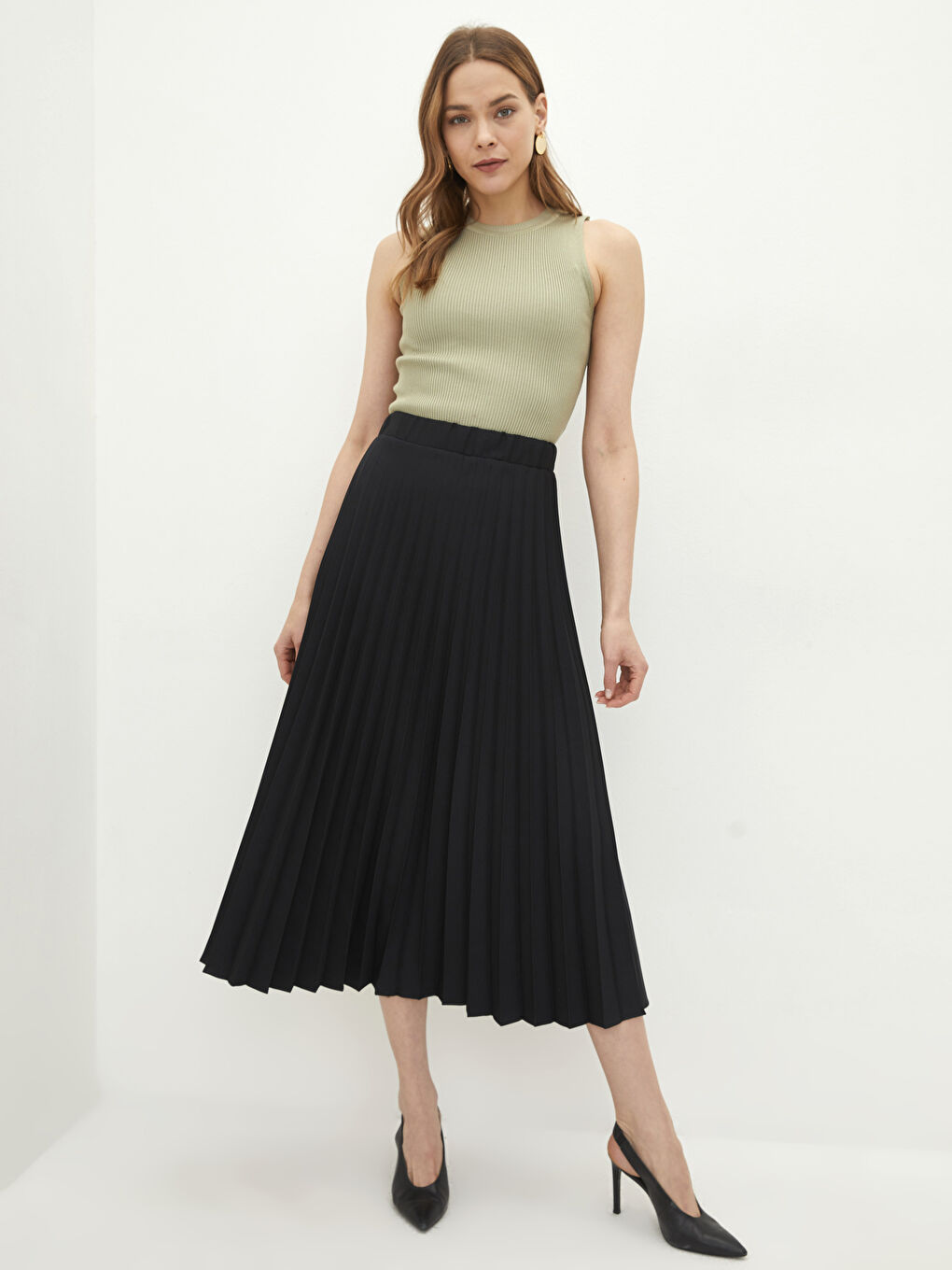 Siyah Kadın Beli Lastikli Düz Pileli Etek-1