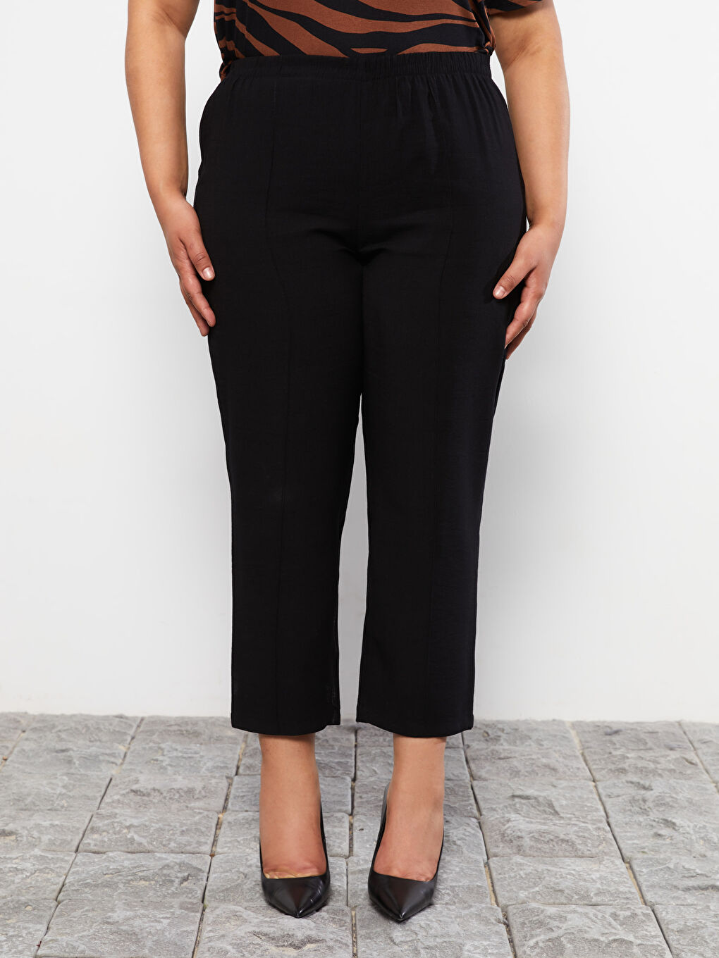Siyah Kadın Beli Lastikli Rahat Kalıp Düz Pantolon-6