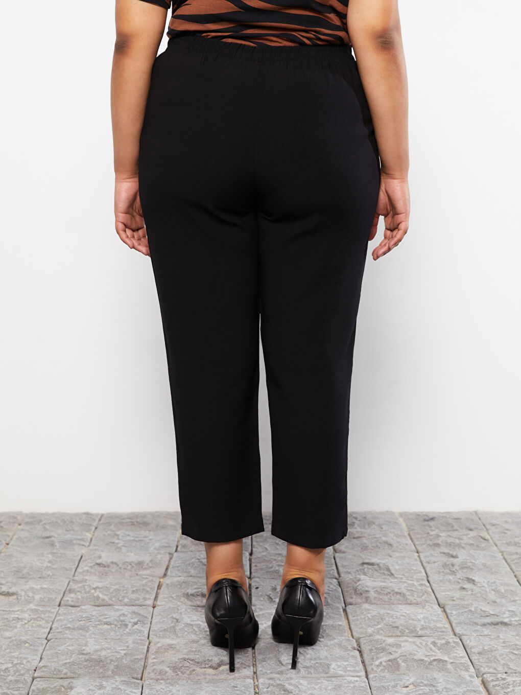 Siyah Kadın Beli Lastikli Rahat Kalıp Düz Pantolon-8