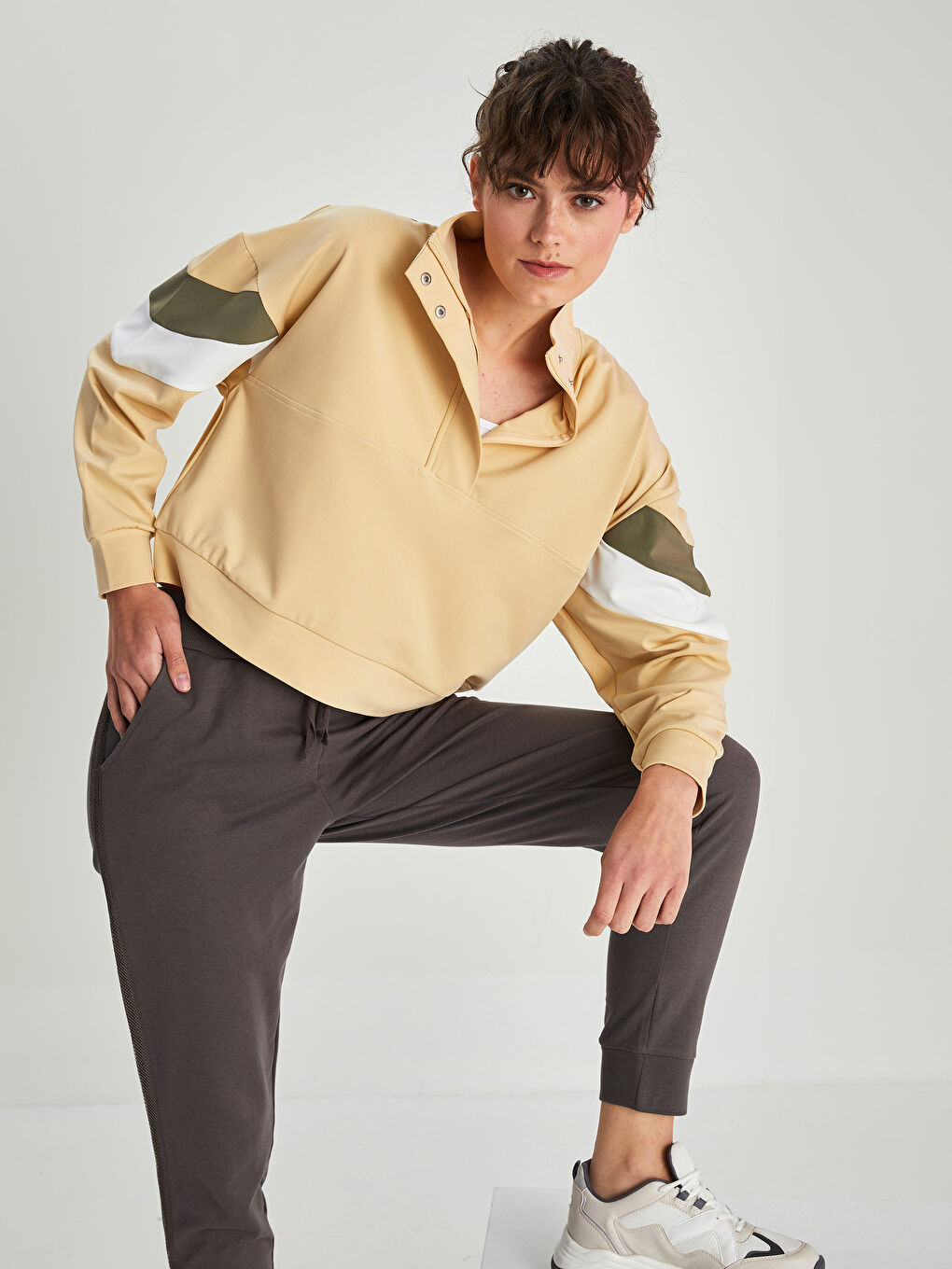 XSIDE ACTIVE Dik Yaka Düz Uzun Kollu Kadın Sweatshirt -S2EJ03Z8-T6W