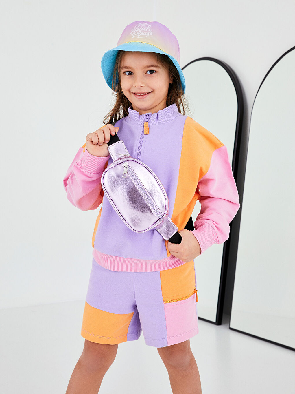 Lila Beli Lastikli Renk Bloklu Kız Çocuk Şort-1