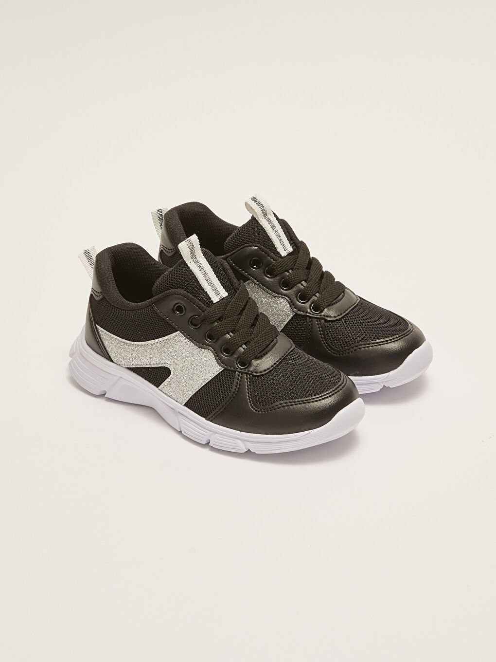 أحذية رياضية بناتي اكتيف بنعل سميك وبلوك الألوان