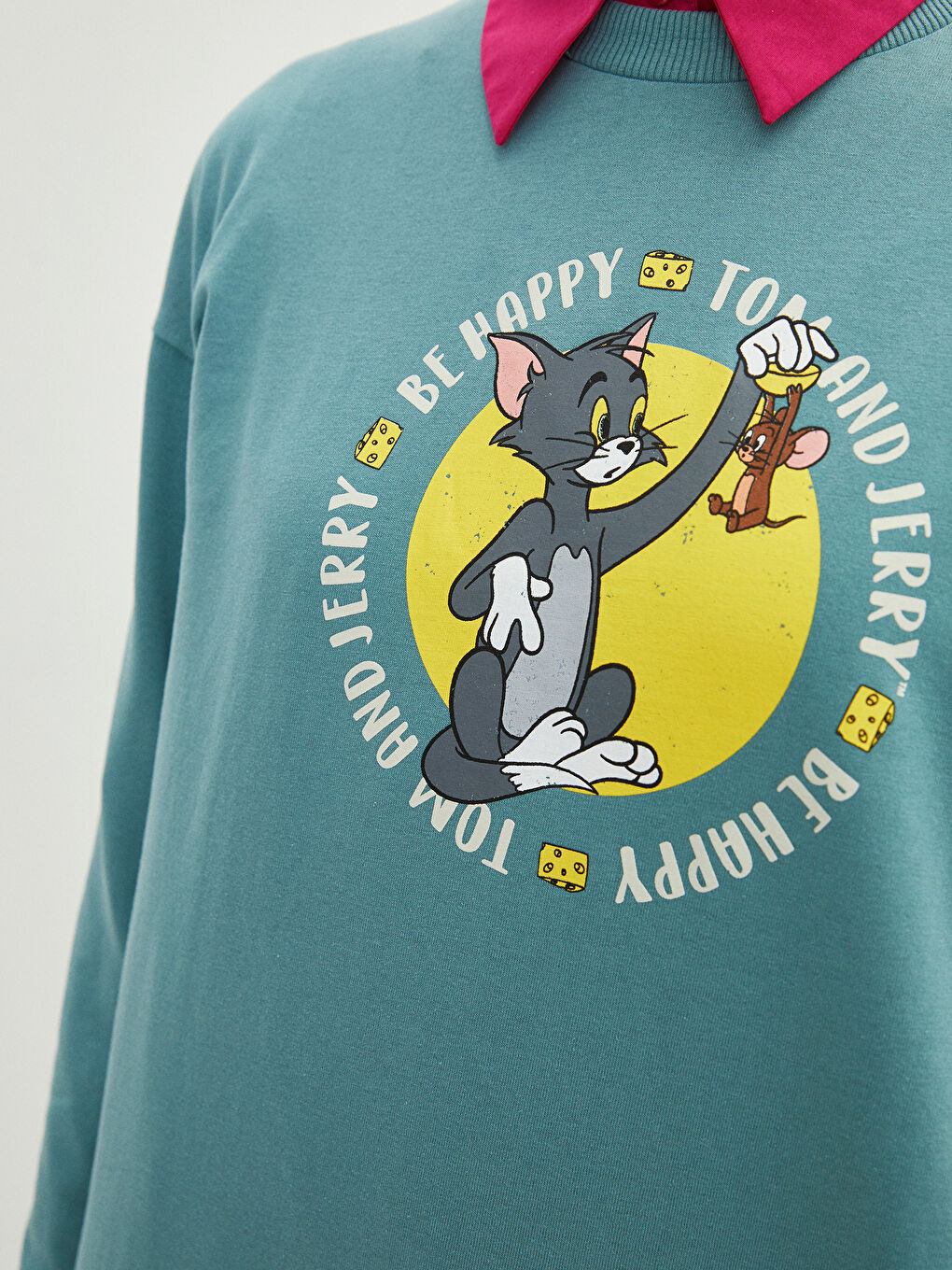 LCW Modest Mat Yeşil Bisiklet Yaka Tom&Jerry Baskılı Uzun Kollu Kadın Tunik - 3