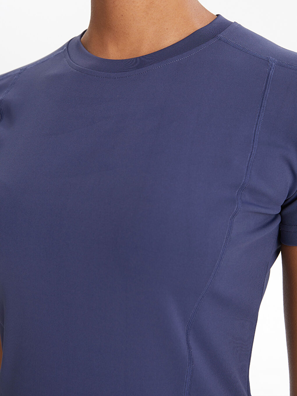 تي شيرت سادة بياقة دائرية بأكمام قصيرة للسيدات-3