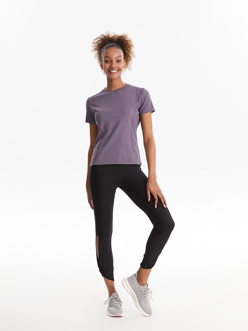 تي شيرت نساء كم قصير بسيط كول مدور-2