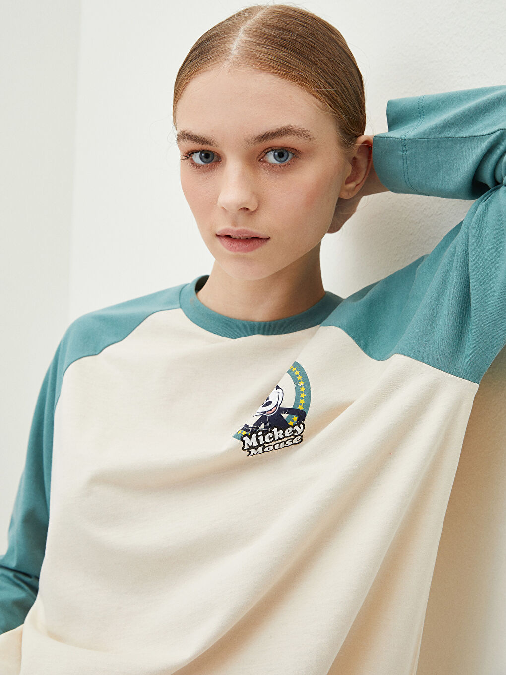 Yeşil Bisiklet Yaka Mickey Mouse Baskılı Uzun Kollu Kadın Tunik-1