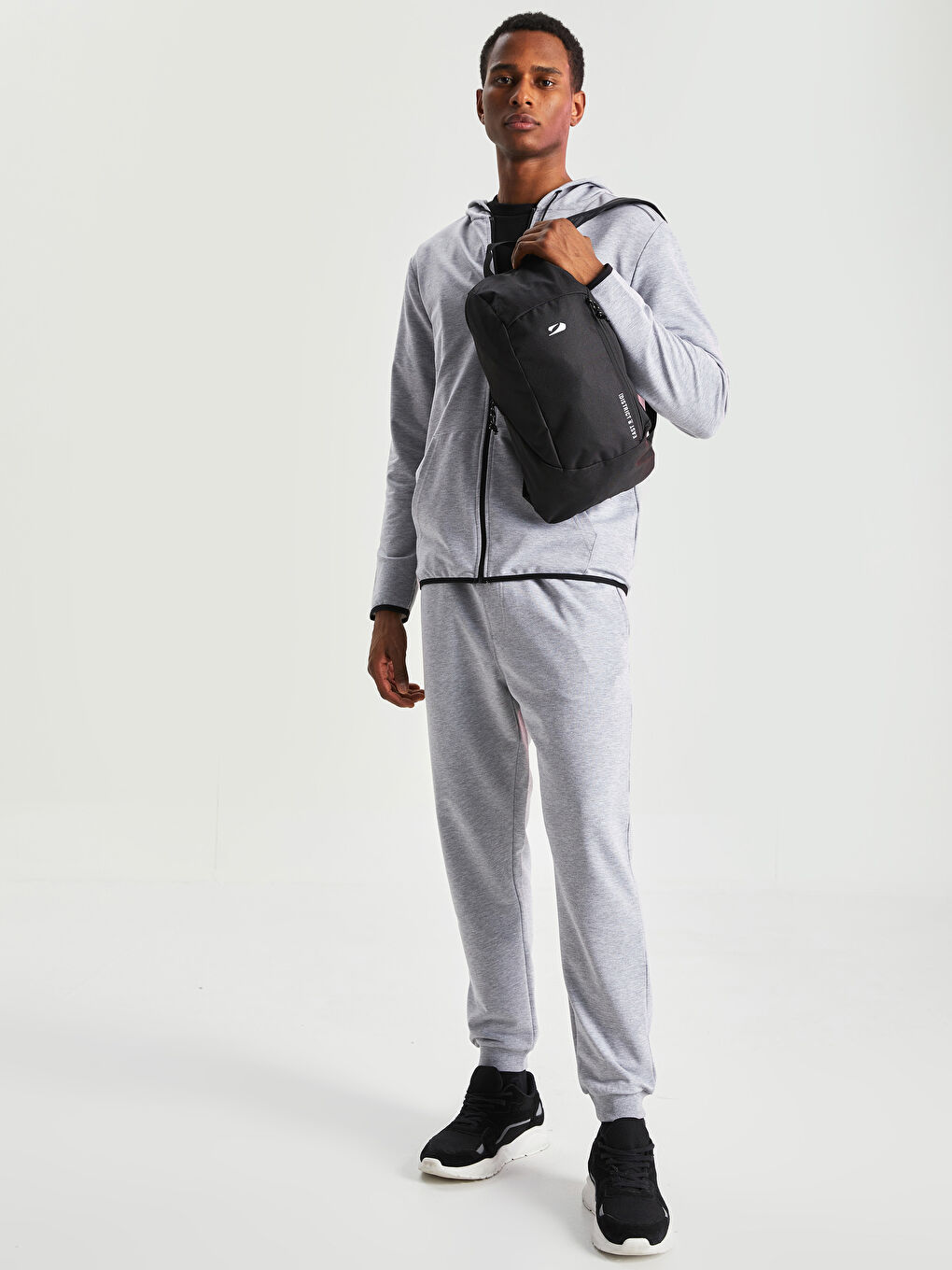 Siyah Baskılı Erkek Sırt Çantası-1