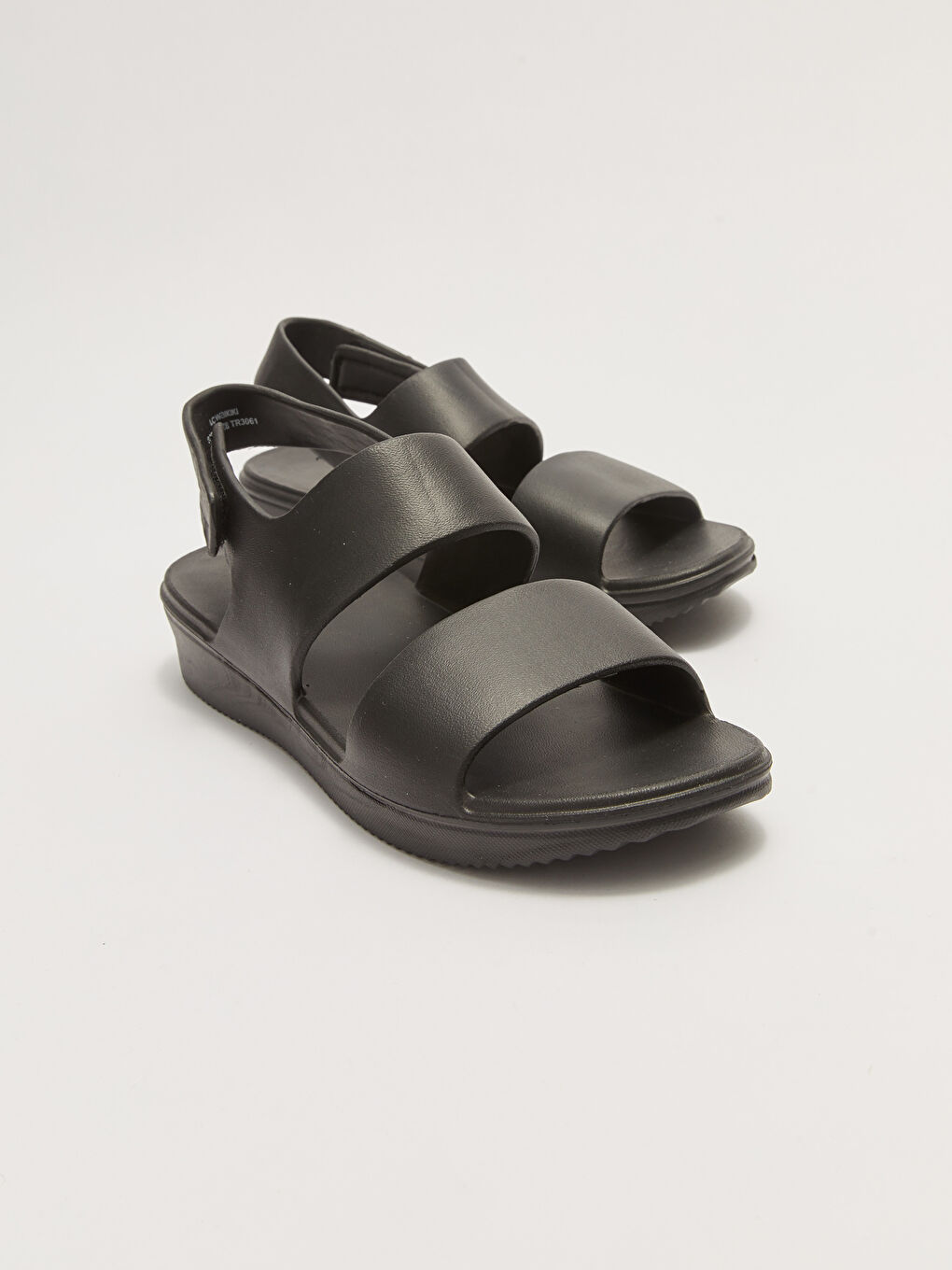 Siyah Düz Çift Bantlı Kadın Sandalet-2