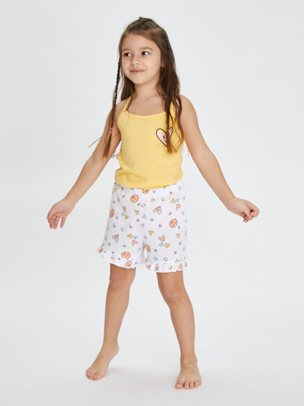 Kare Yaka Baskılı Askılı Kız Çocuk Şortlu Pijama Takımı-1