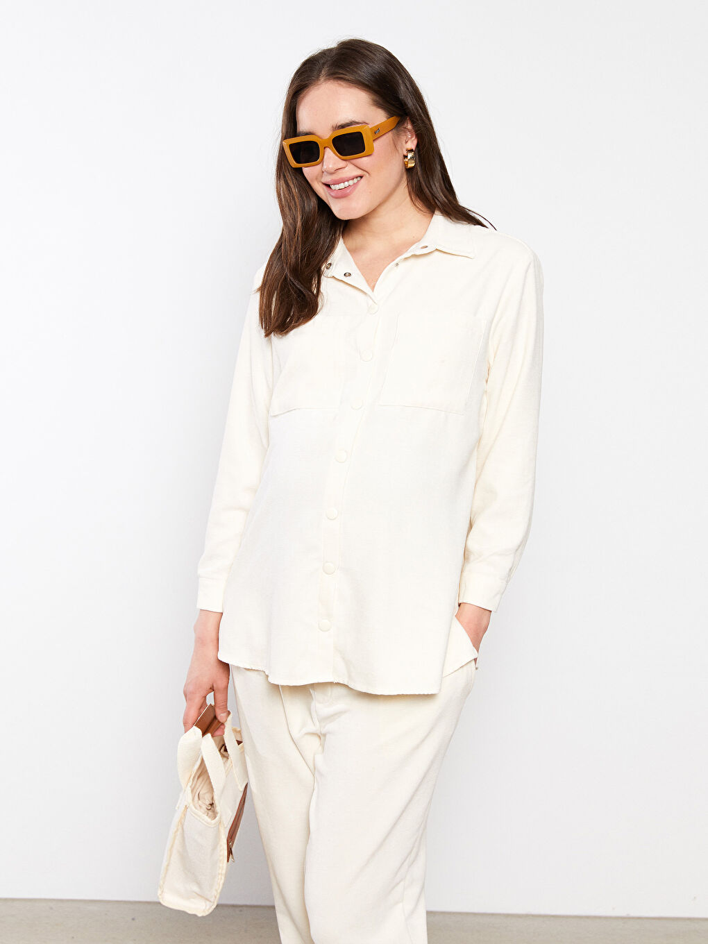 LCWAIKIKI Maternity Front Button Closure Plain Long Sleeve Velvet Maternity Shirt -S2EM63Z8-QVK