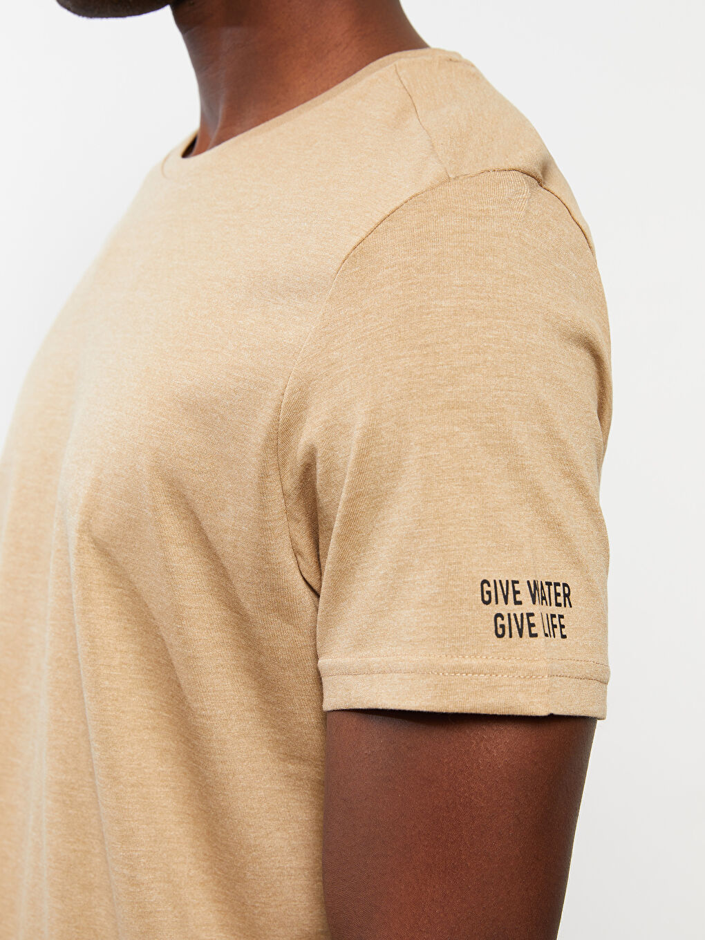 Bej Bisiklet Yaka Kısa Kollu Baskılı Erkek Tişört-3