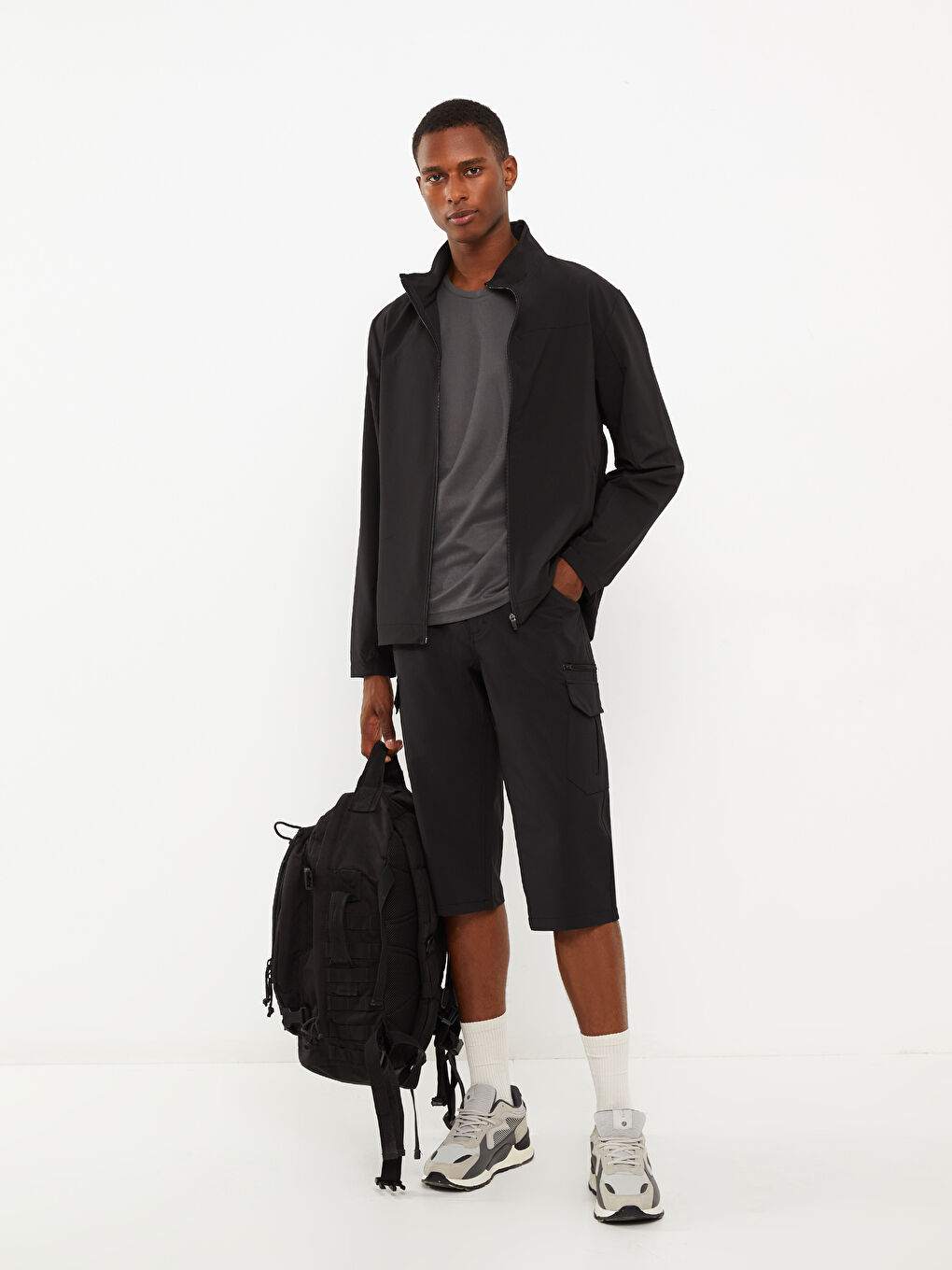 Siyah Standart Kalıp Dik Yaka Erkek Hırka