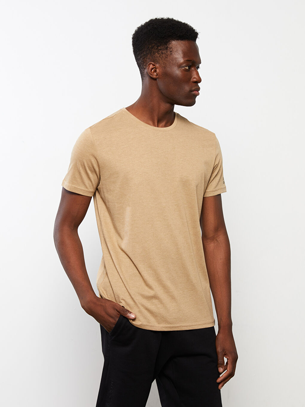 Bej Bisiklet Yaka Kısa Kollu Baskılı Erkek Tişört-2