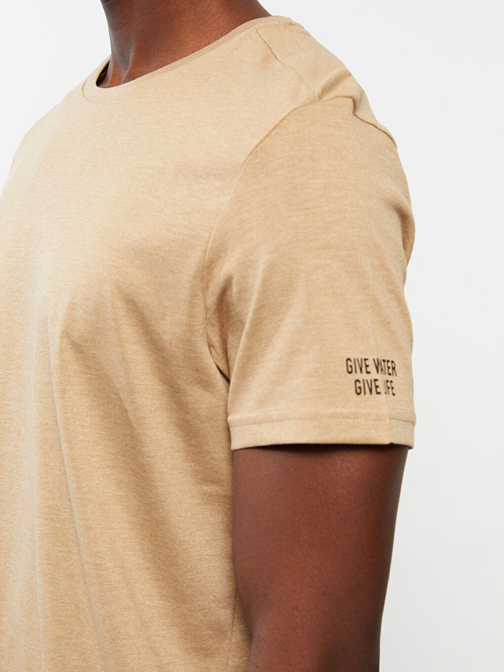 Bej Bisiklet Yaka Kısa Kollu Baskılı Erkek Tişört-3