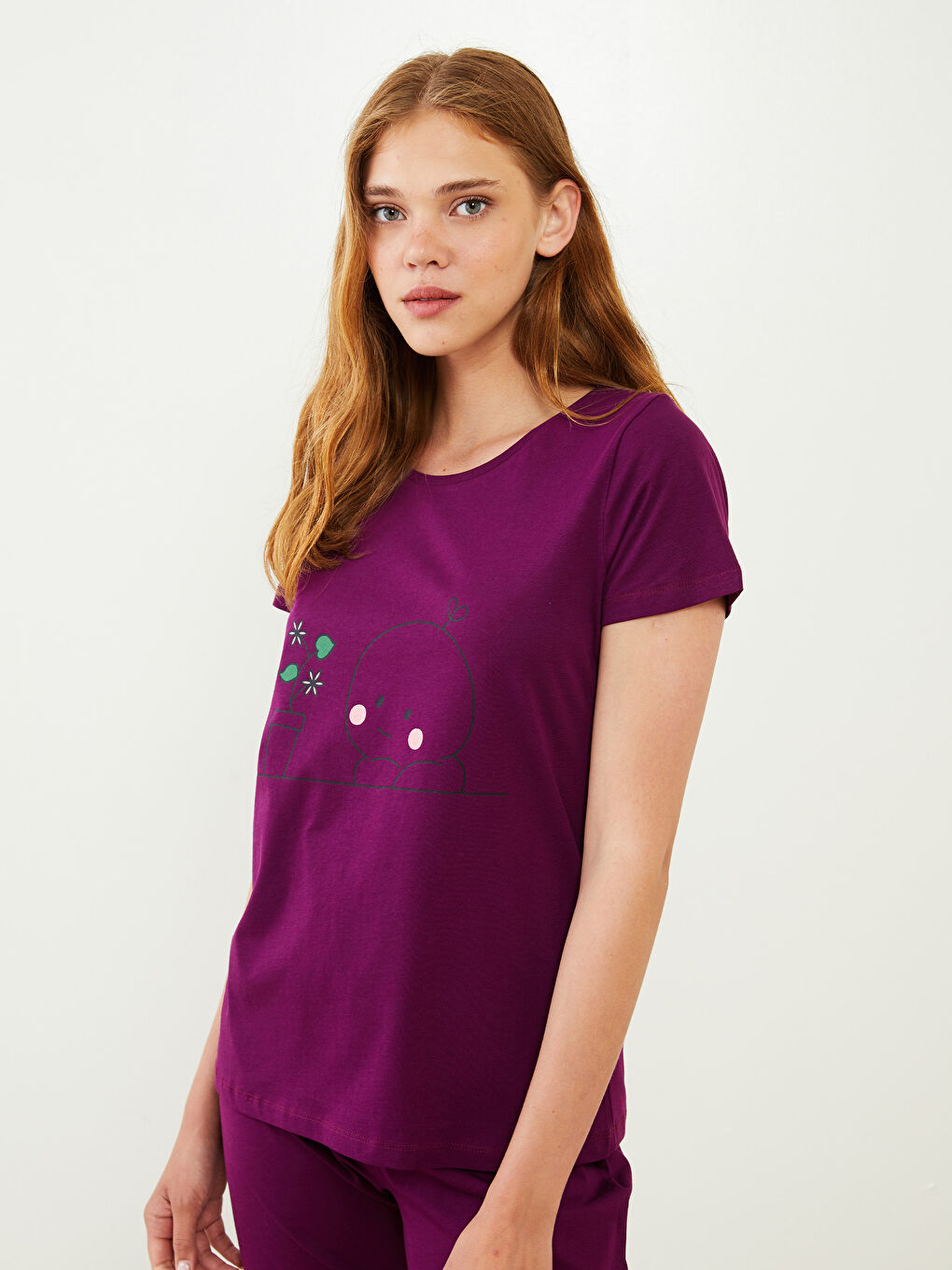 طقم بيجامة ياقة دائرية كم قصير مطبوع قطن للسيدات-2