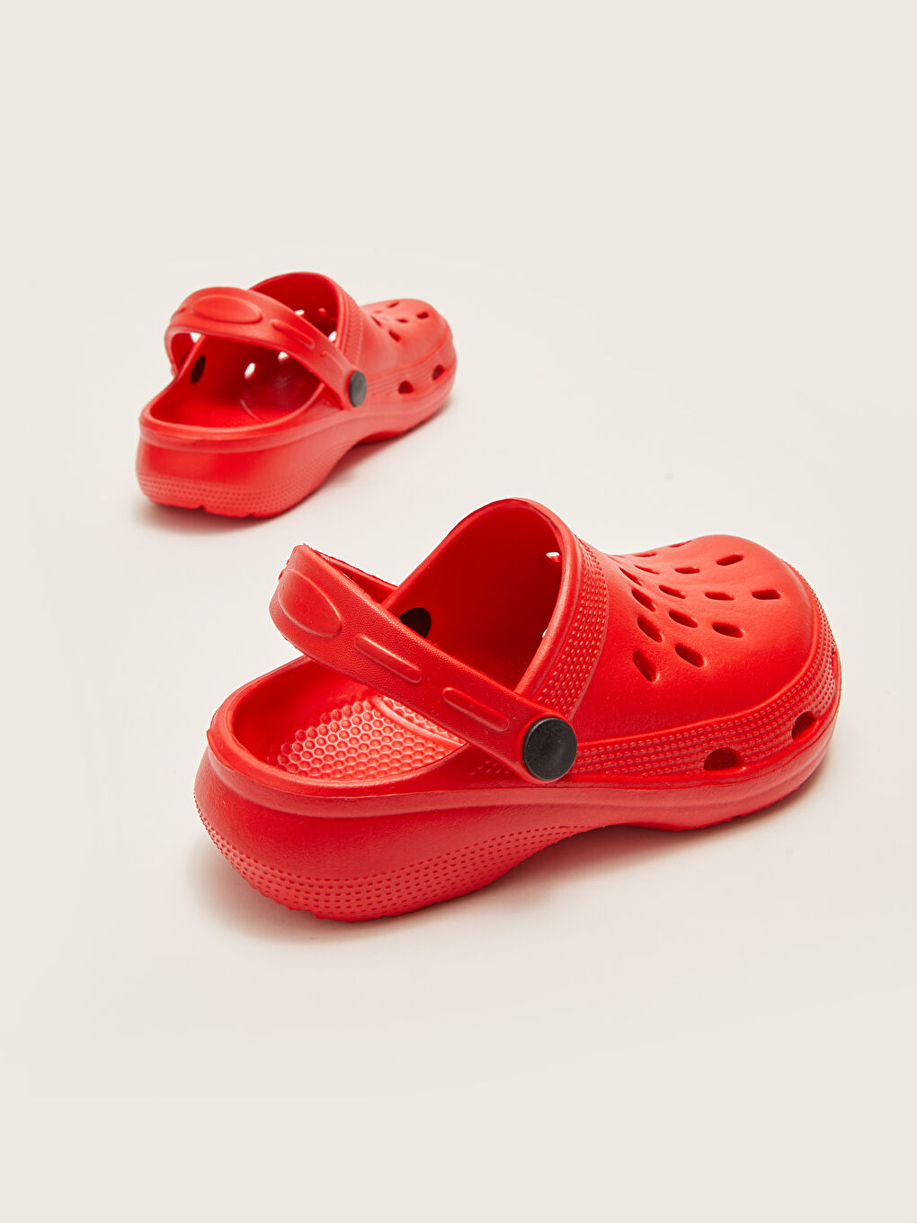 Kırmızı Düz Delik Detaylı Erkek Çocuk Sandalet-3