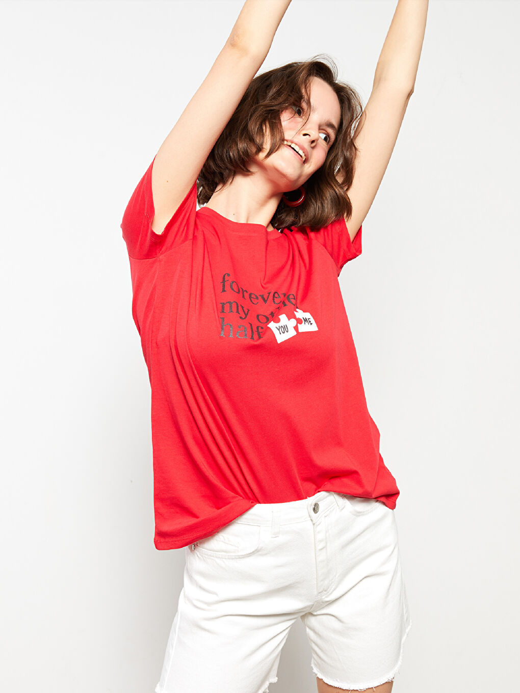 Kırmızı Bisiklet Yaka Baskılı Kısa Kollu Pamuklu Kadın Tişört-1