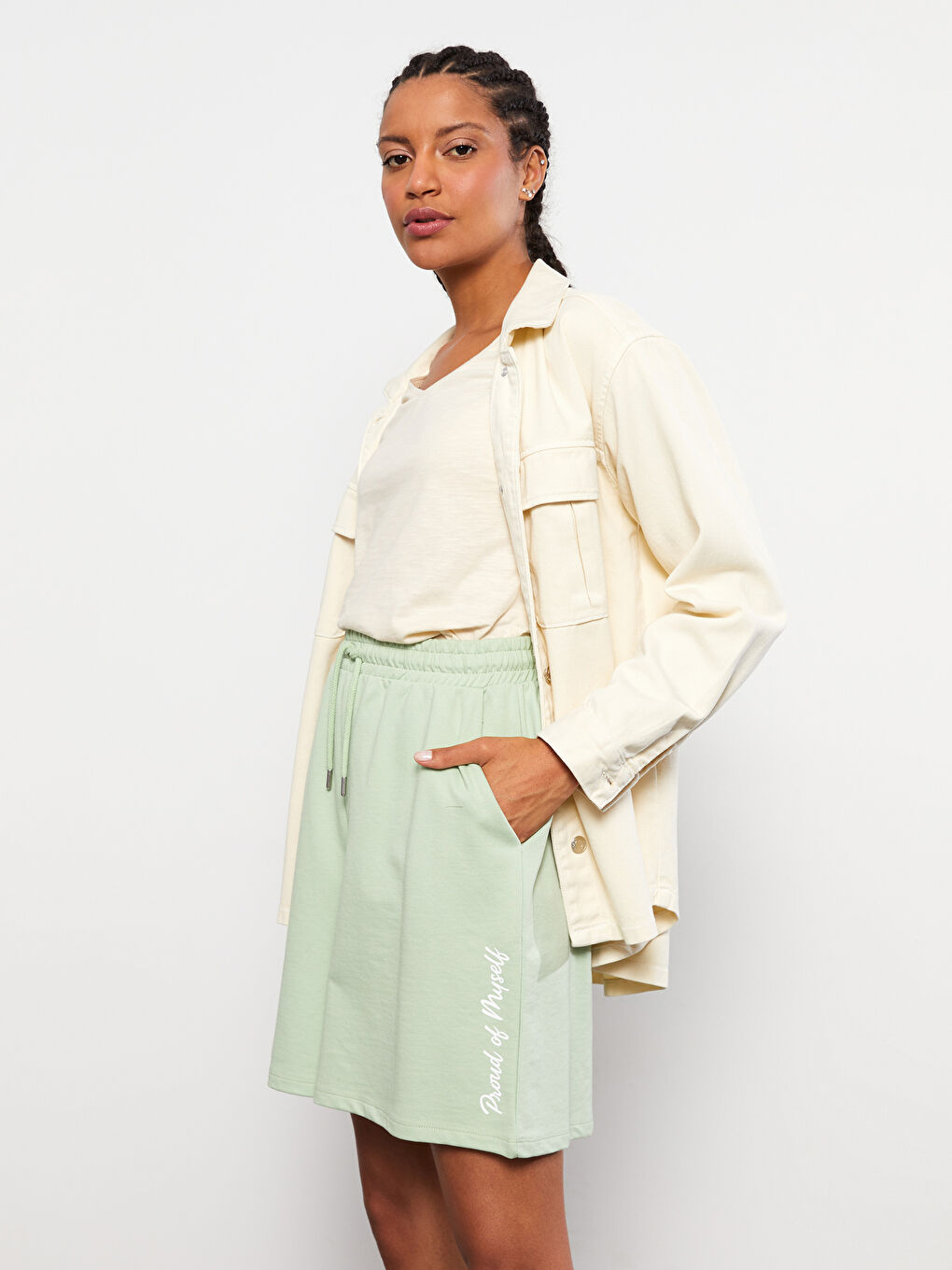 Yeşil Beli Lastikli Baskılı Kadın Şort-2