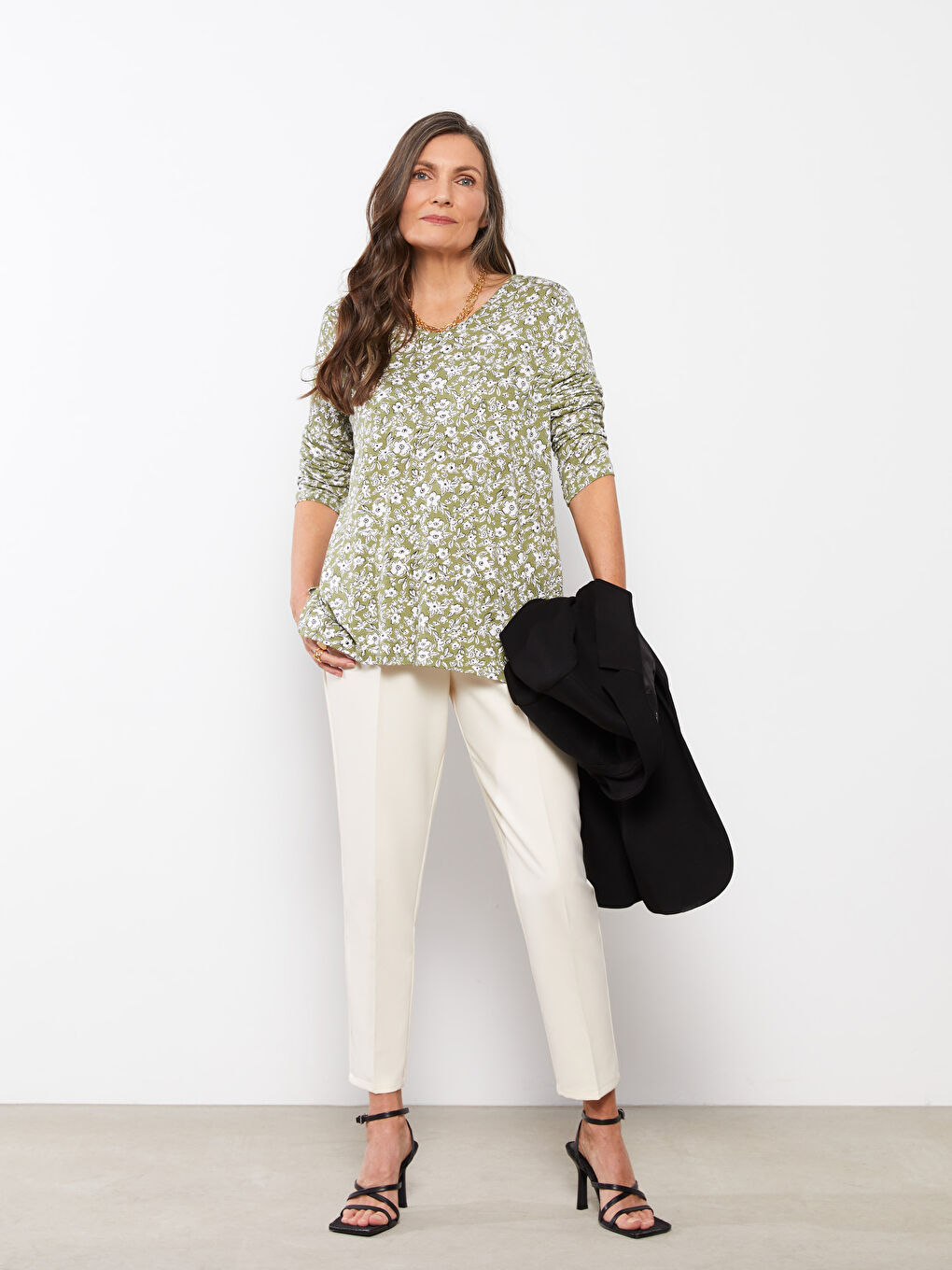LCW Grace V-Ausschnitt Blumen Langarm T-Shirt für Damen -S2EO15Z8-LRR