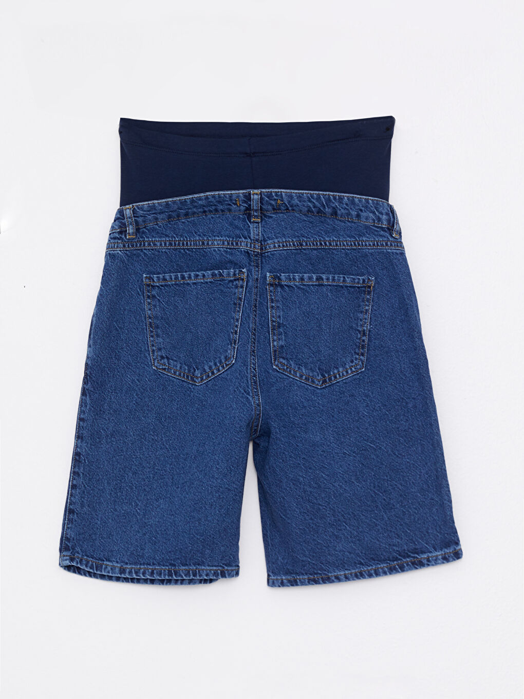 LCWAIKIKI Maternity Orta İndigo Rodeo Karın Panelli Mom Fit Düz Cep Detaylı Hamile Rodeo Jean Şort - 8