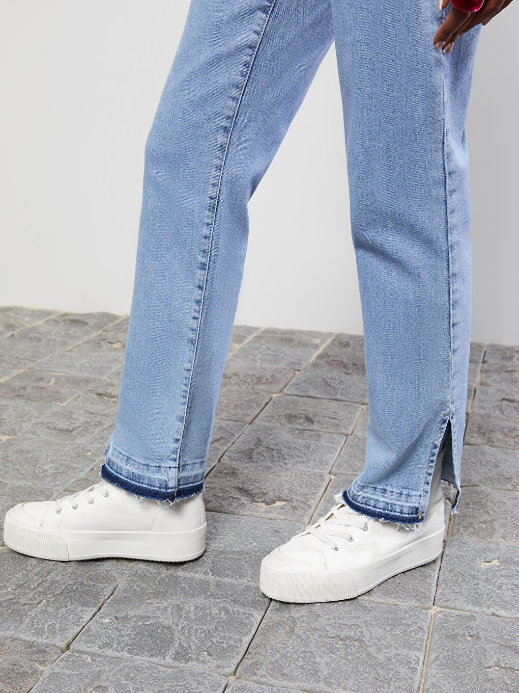 İndigo Yüksek Bel Standart Fit Cep Detaylı Kadın Rodeo Jean Pantolon-2