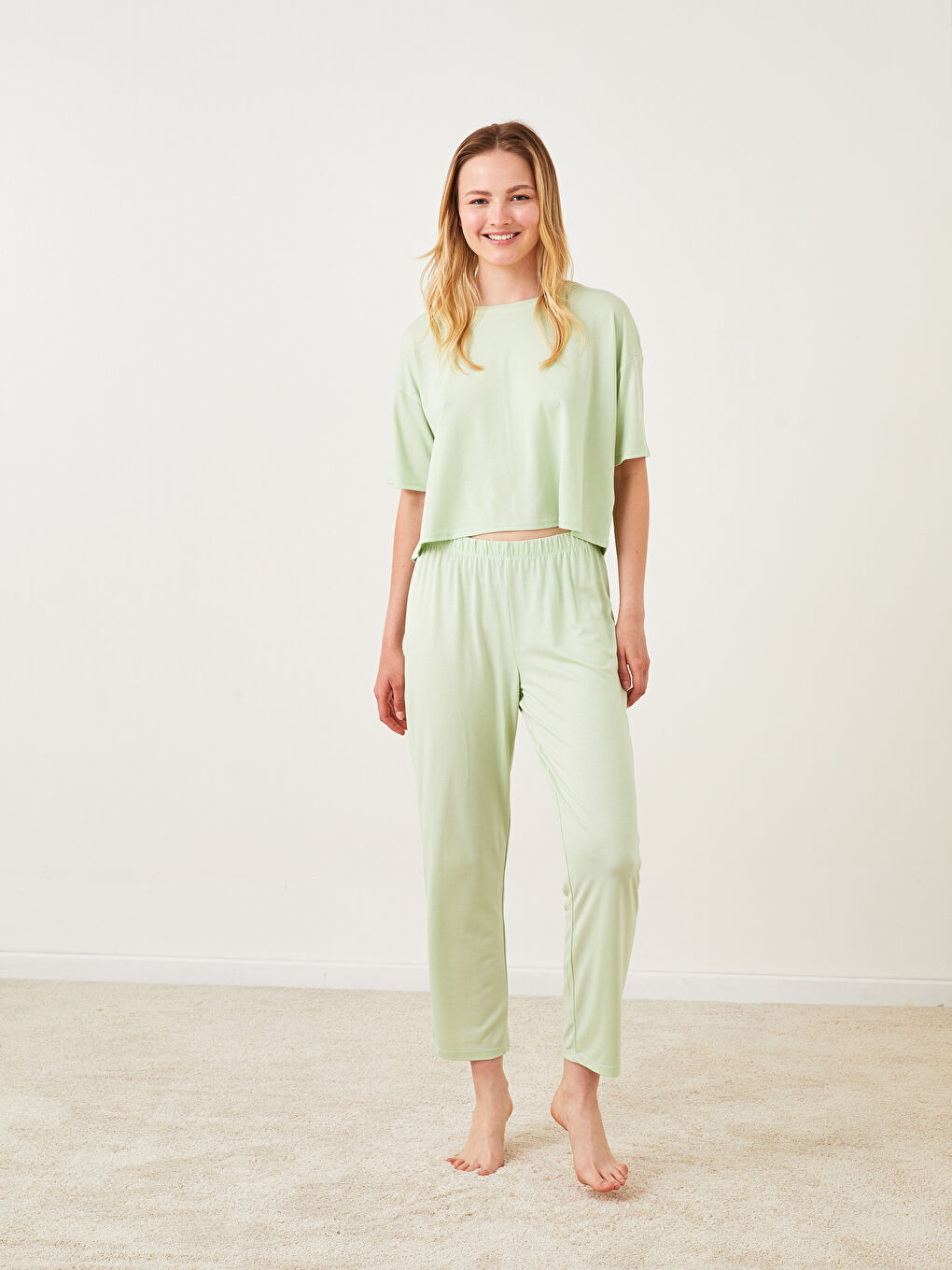 Bas de pyjama réguliers à taille élastiquée pour femmes-1